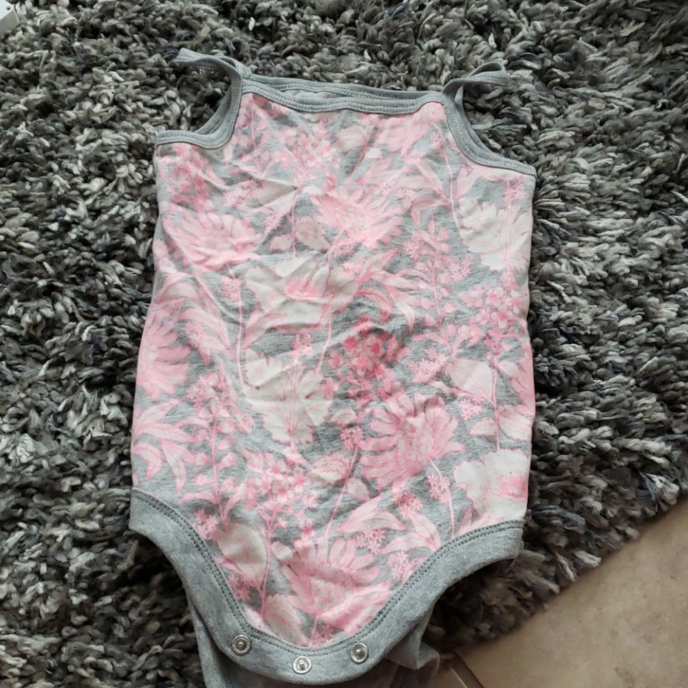 Gap onesie